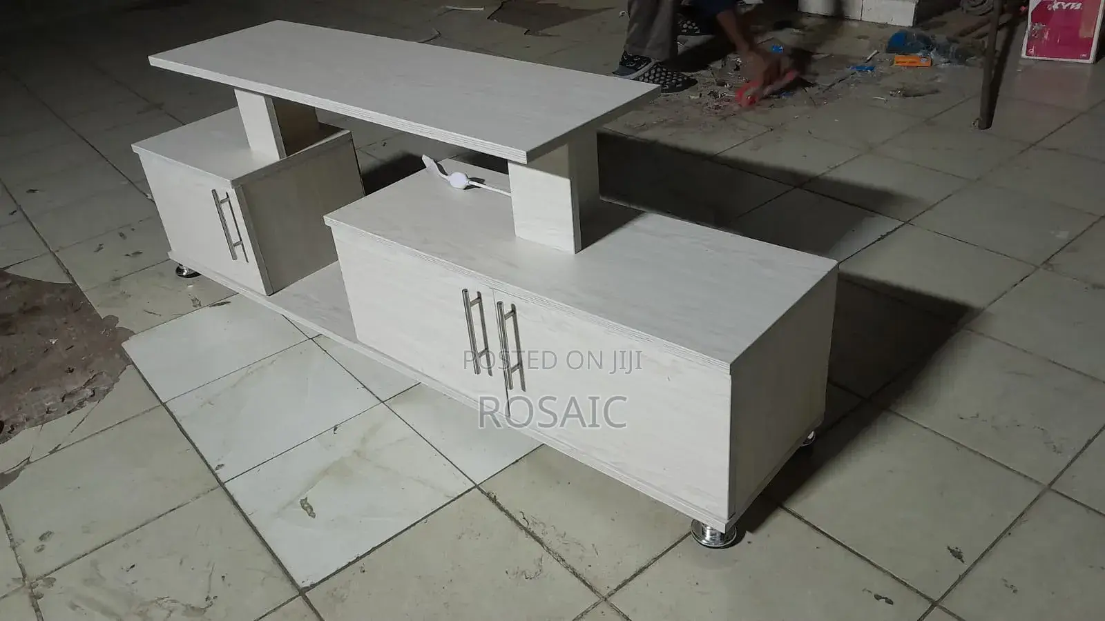 4ft Istanbul Tv Stand With Led Lights