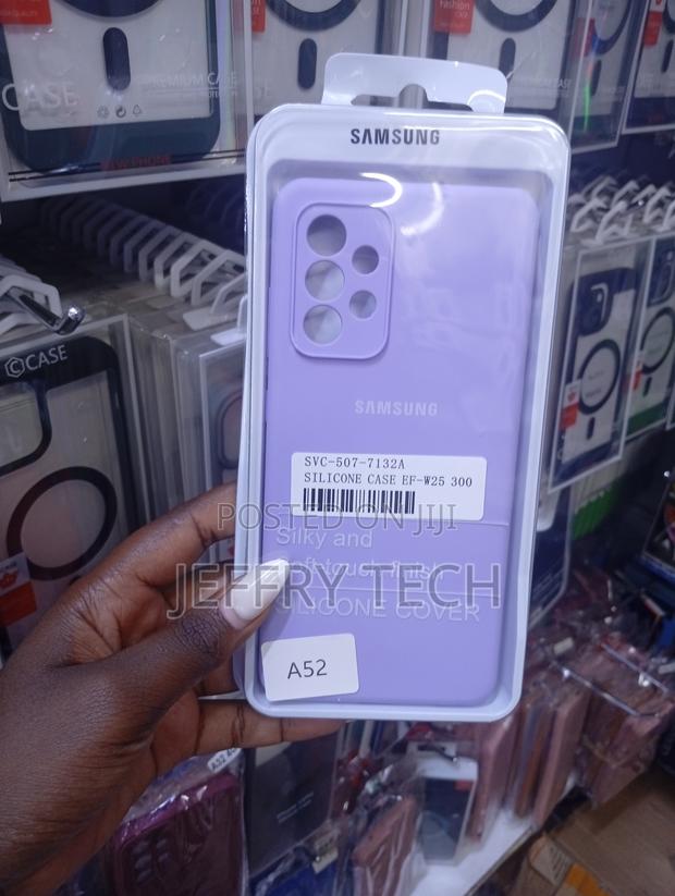 Official Samsung Galaxy A52 Silicone Cover Case Violet
