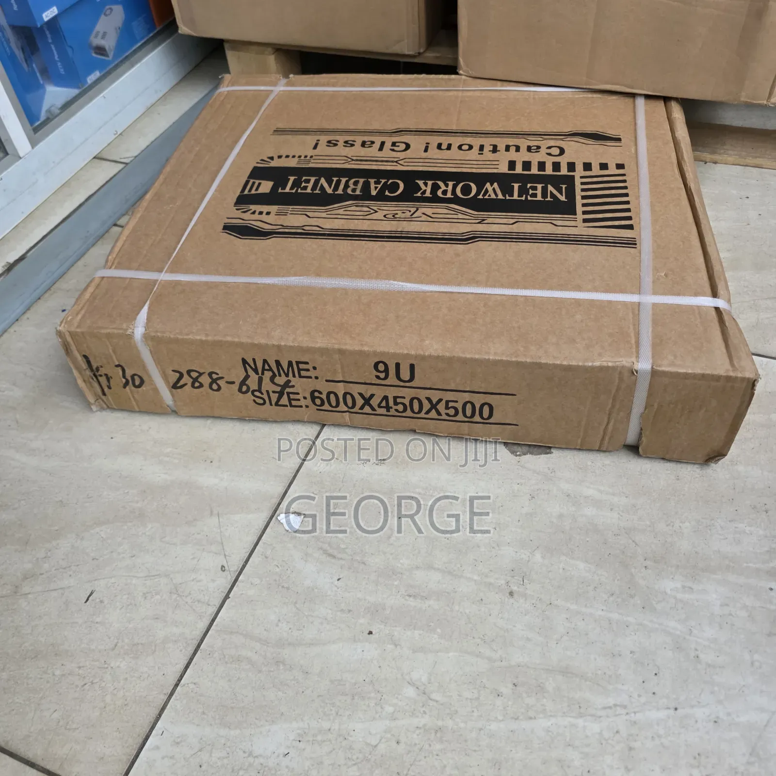 9u Network Cabinet 600×450×500 for Routers Switches