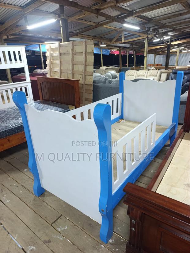 Stylish White Baby Crib -Pefect Fit