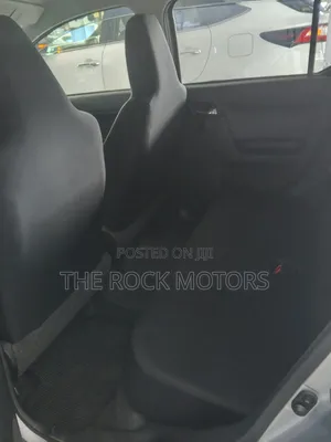 Toyota Pixis 2019 Silver