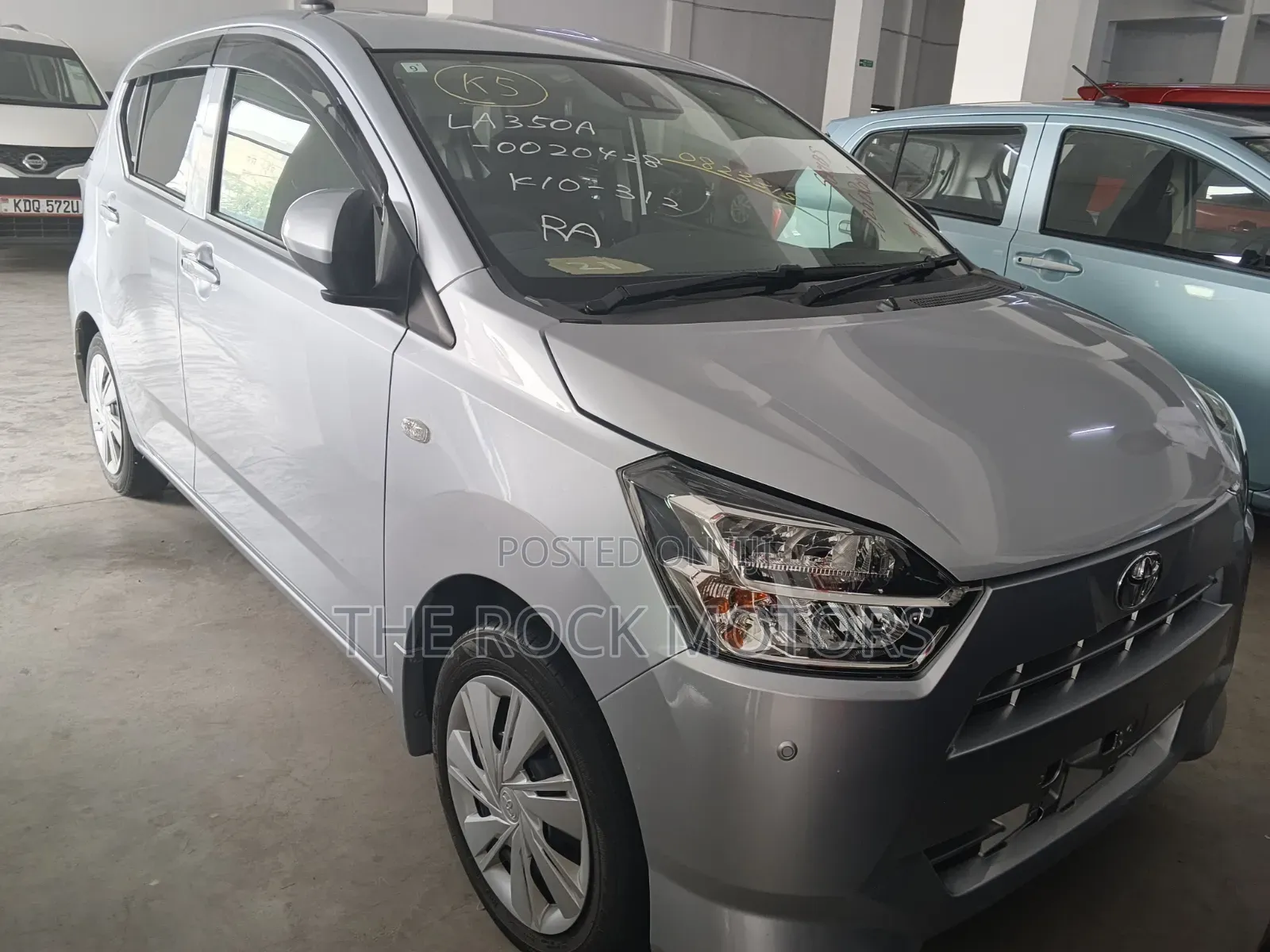 Toyota Pixis 2019 Silver