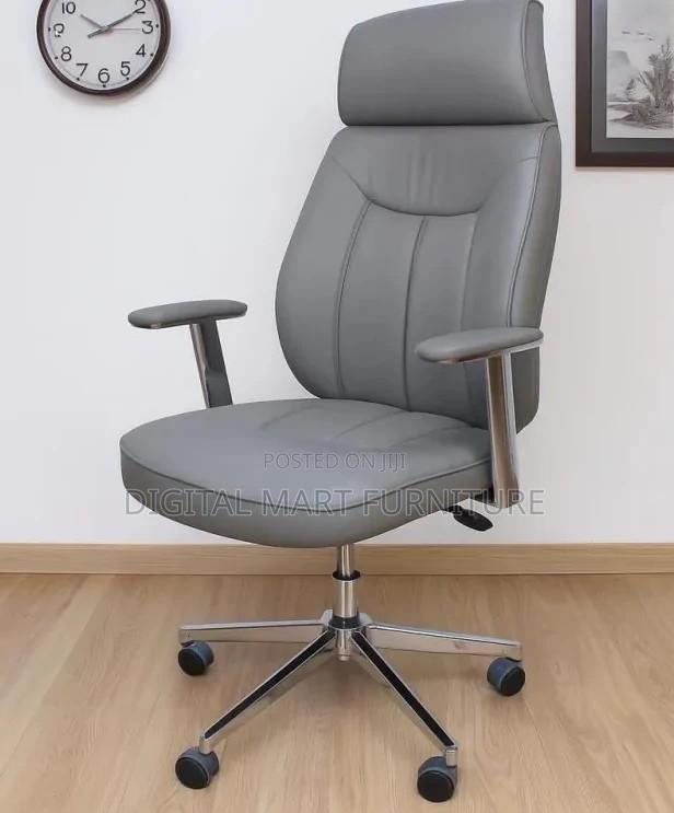 Office Chair;Executive High-Bak Gray Office Chair