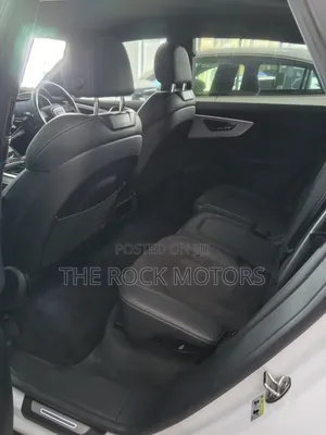 Audi Q5 2.0T Premium AWD quattro 2019 White