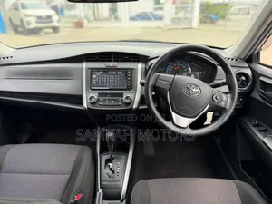 Toyota Corolla Fielder 2020 Silver