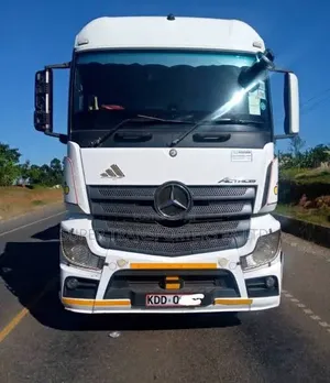 Nairobi~Kisumu Commercial Trailers Transport at Hand.