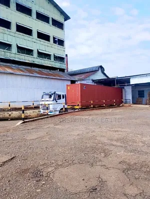Nairobi~Kisumu Commercial Trailers Transport at Hand.