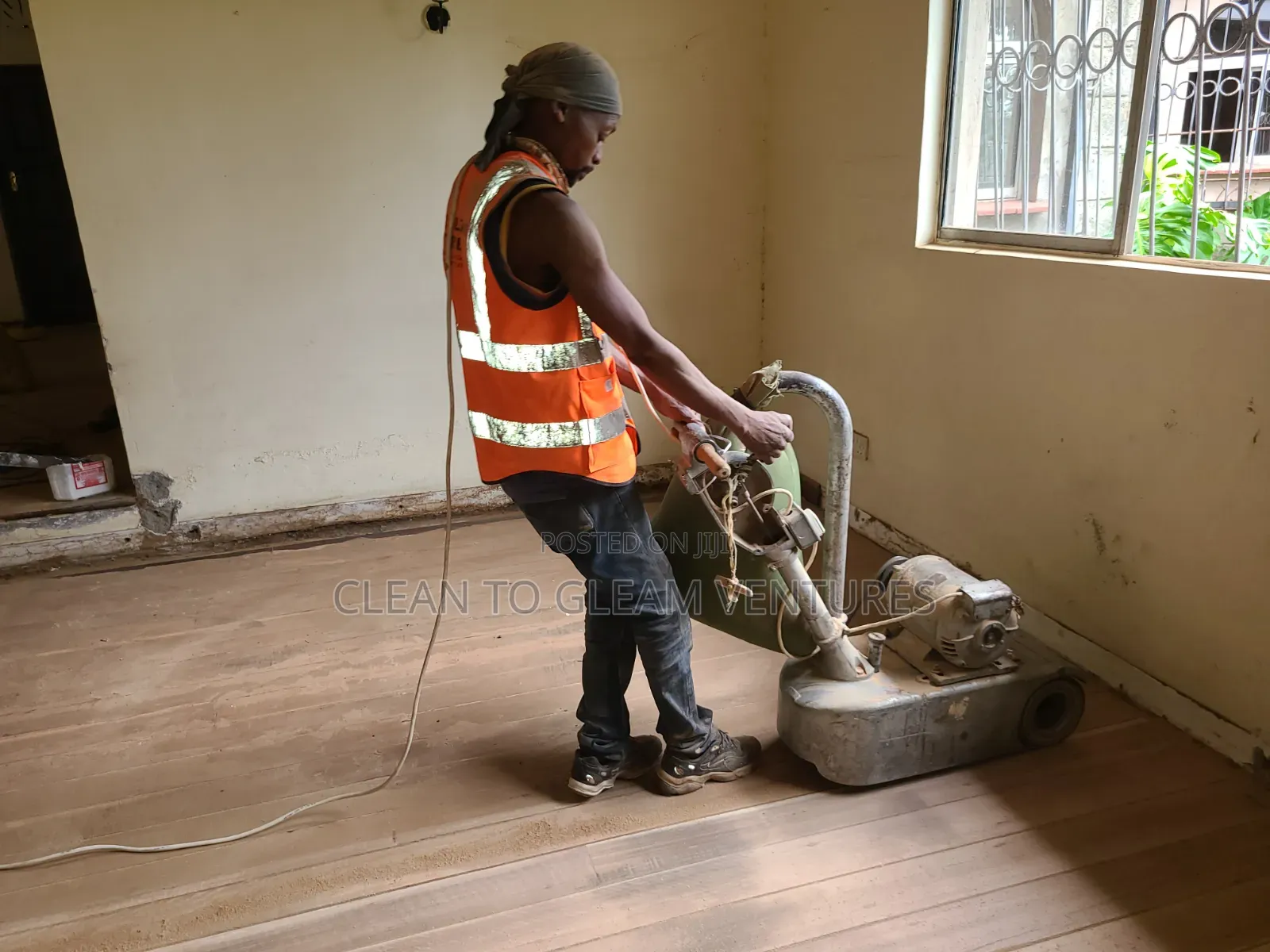 Wooden Floor Installation/Sanding/Maintenance/ Wax Polishing