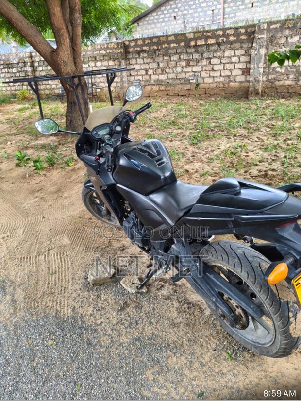 Honda CBR 2005 Black - thumbnail 3