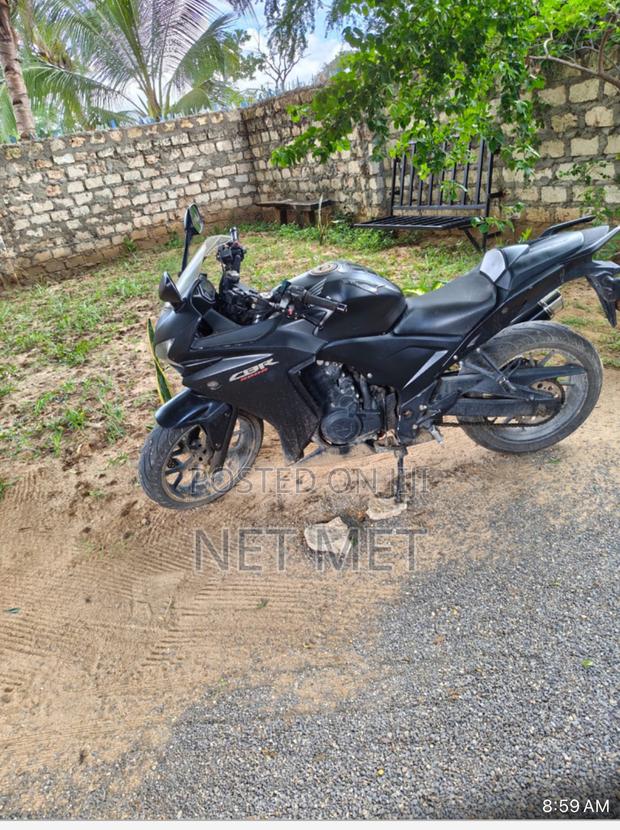 Honda CBR 2005 Black