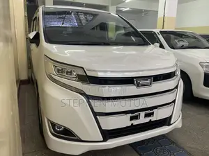 Toyota Noah 2.0 FWD (7 Seater) 2019 White