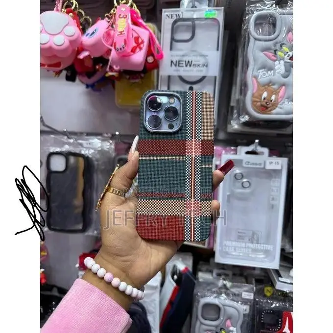 Apple iPhone 14 Luxo Tribal Case