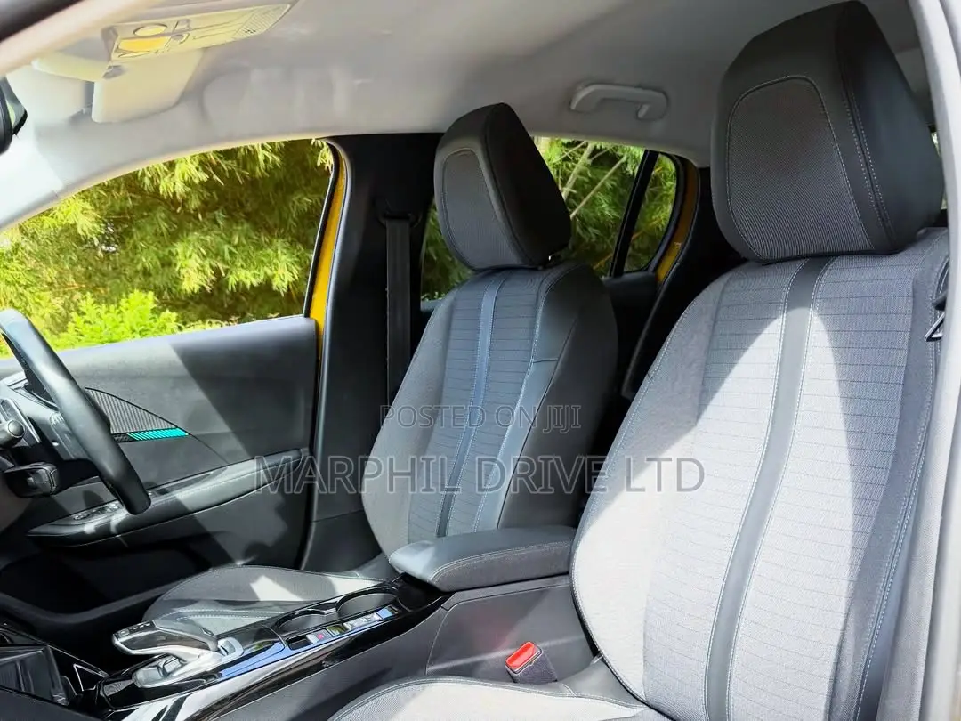 Peugeot 208 2020 Gold