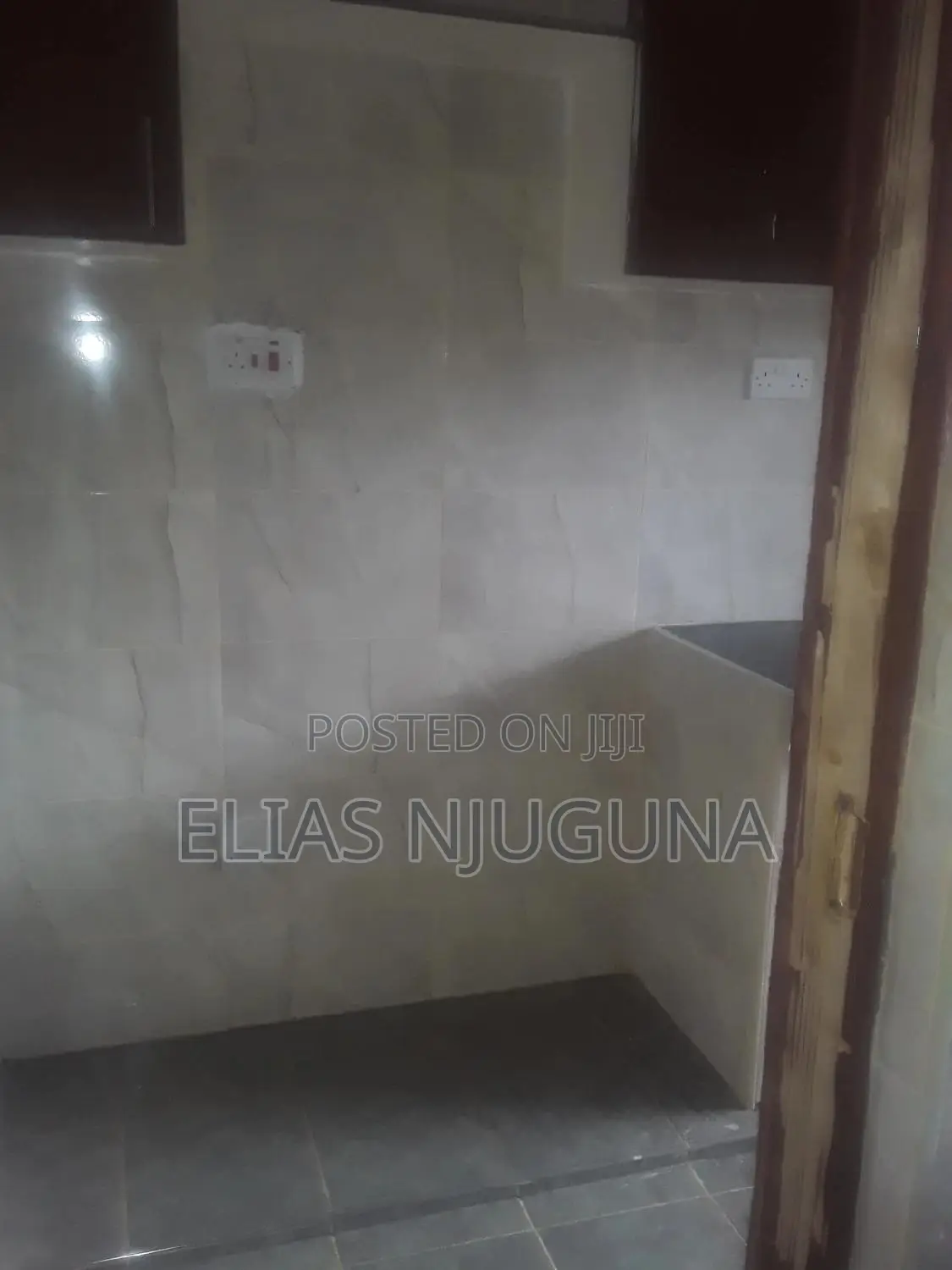 2bdrm Block of Flats in Thome/Safaripark, Roysambu for rent