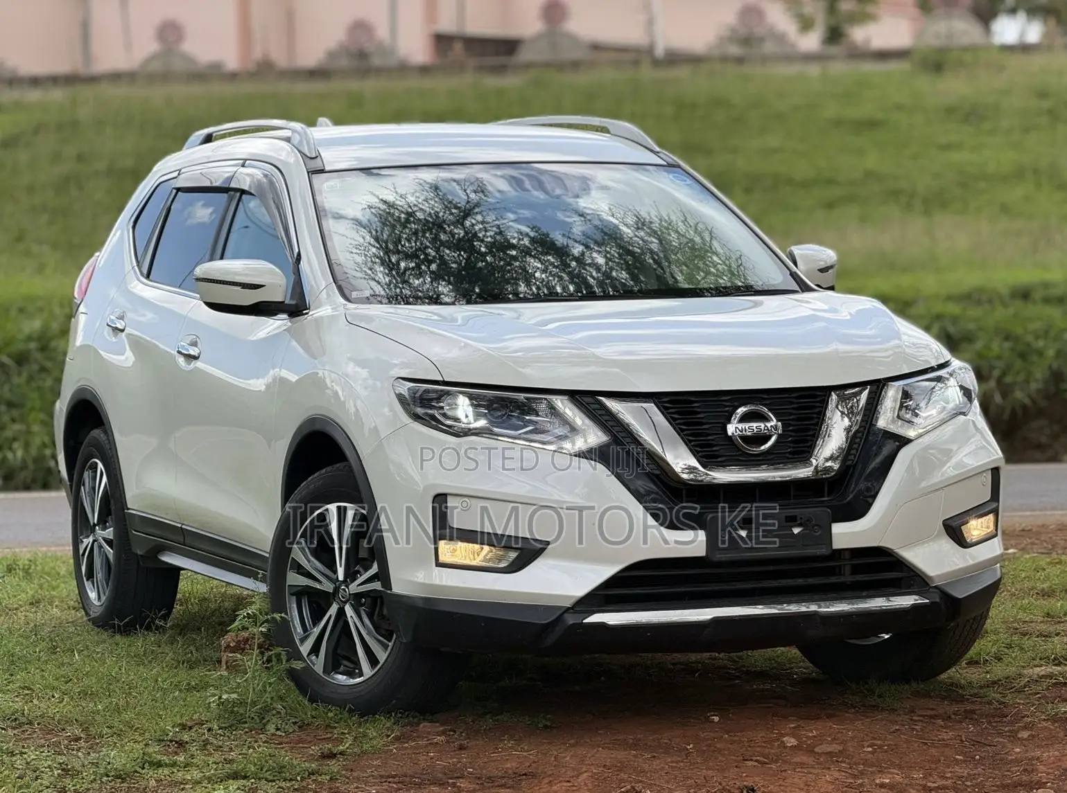 Nissan X-Trail 2.0 Petrol AWD 2019 Off white