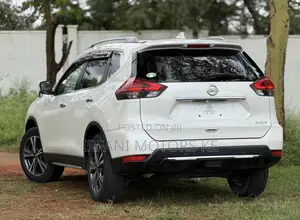 Nissan X-Trail 2.0 Petrol AWD 2019 Off white