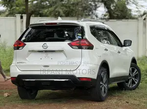 Nissan X-Trail 2.0 Petrol AWD 2019 Off white