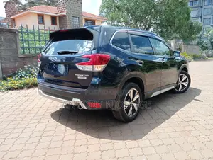 Subaru Forester Premium AWD 2019 Blue