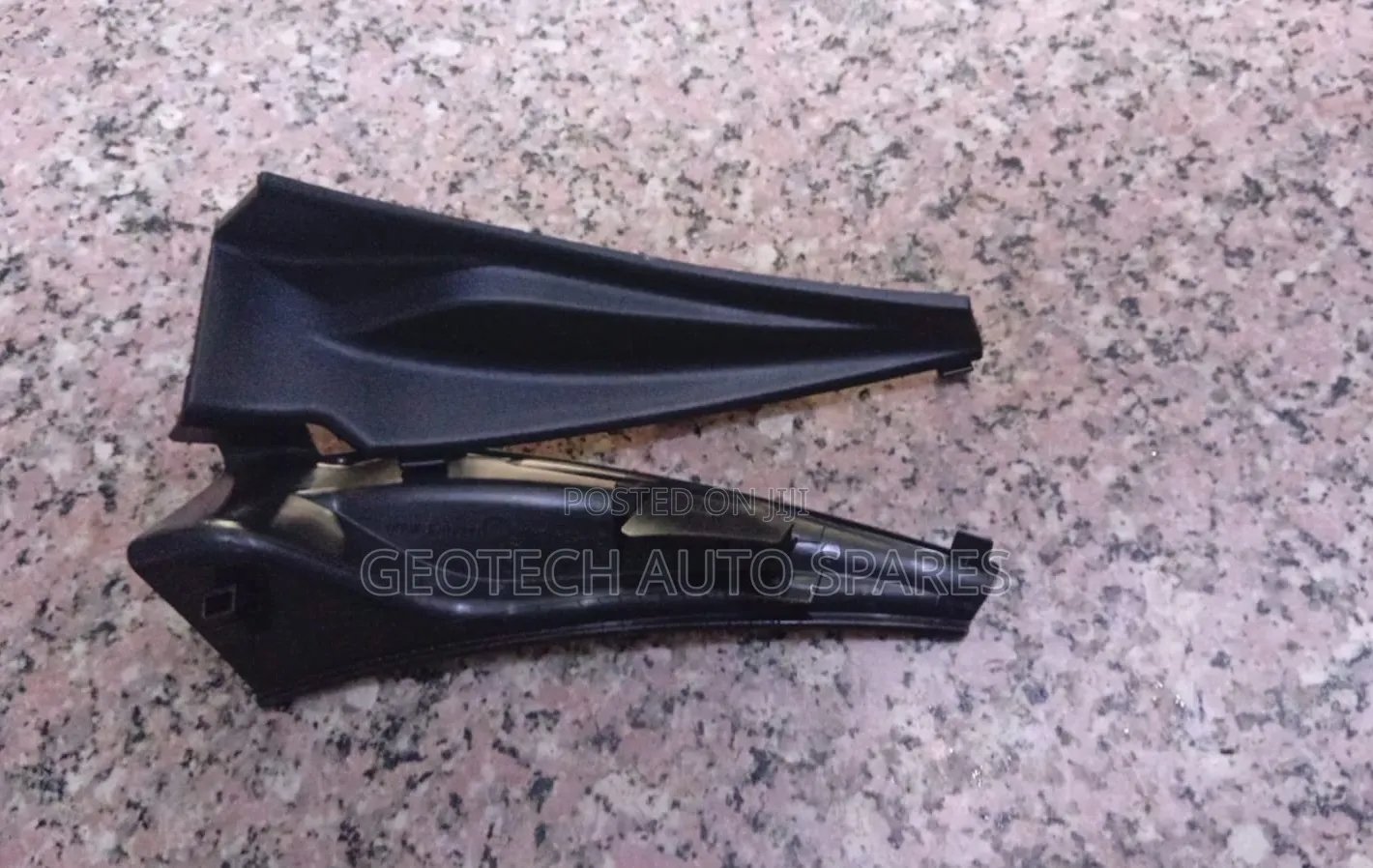 Nissan Bluebird Sylphy Windscreen Finishers – Genuine | Nairobi