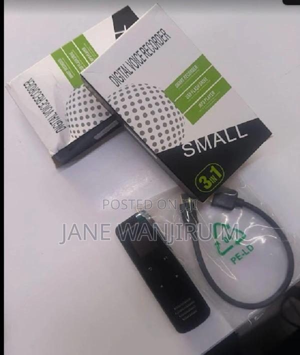 Flexible Q55 Digital Voice Recorder 16gb (Touch Screen)