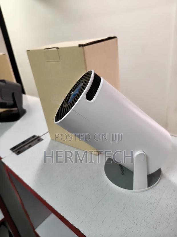 Smart Net Projector Android 11 Wifi Bluetooth Link Hdmi Usb, Portable - main view