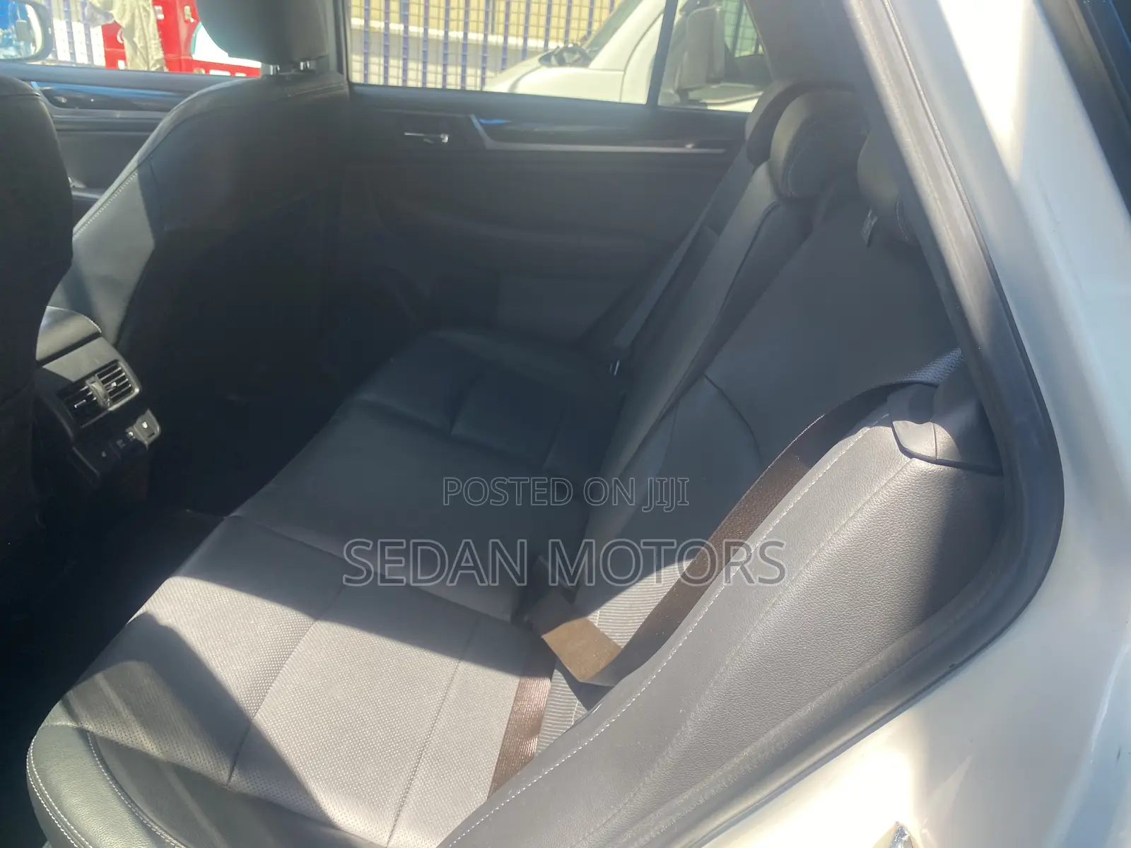 Subaru Outback 2019 Pearl