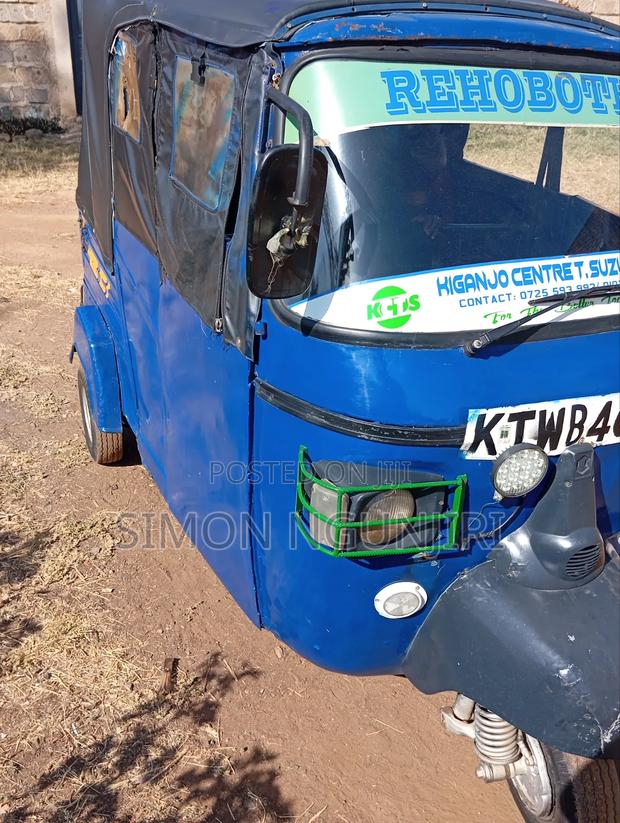 Piaggio 2018 Blue - thumbnail 3
