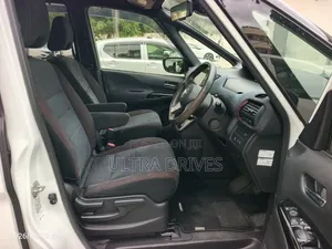 Nissan Serena 2019 White