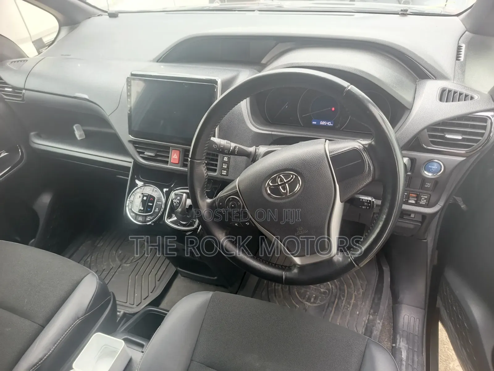 Toyota Noah 2019 Blue