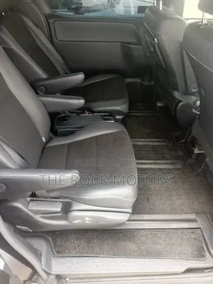 Toyota Noah 2019 Blue