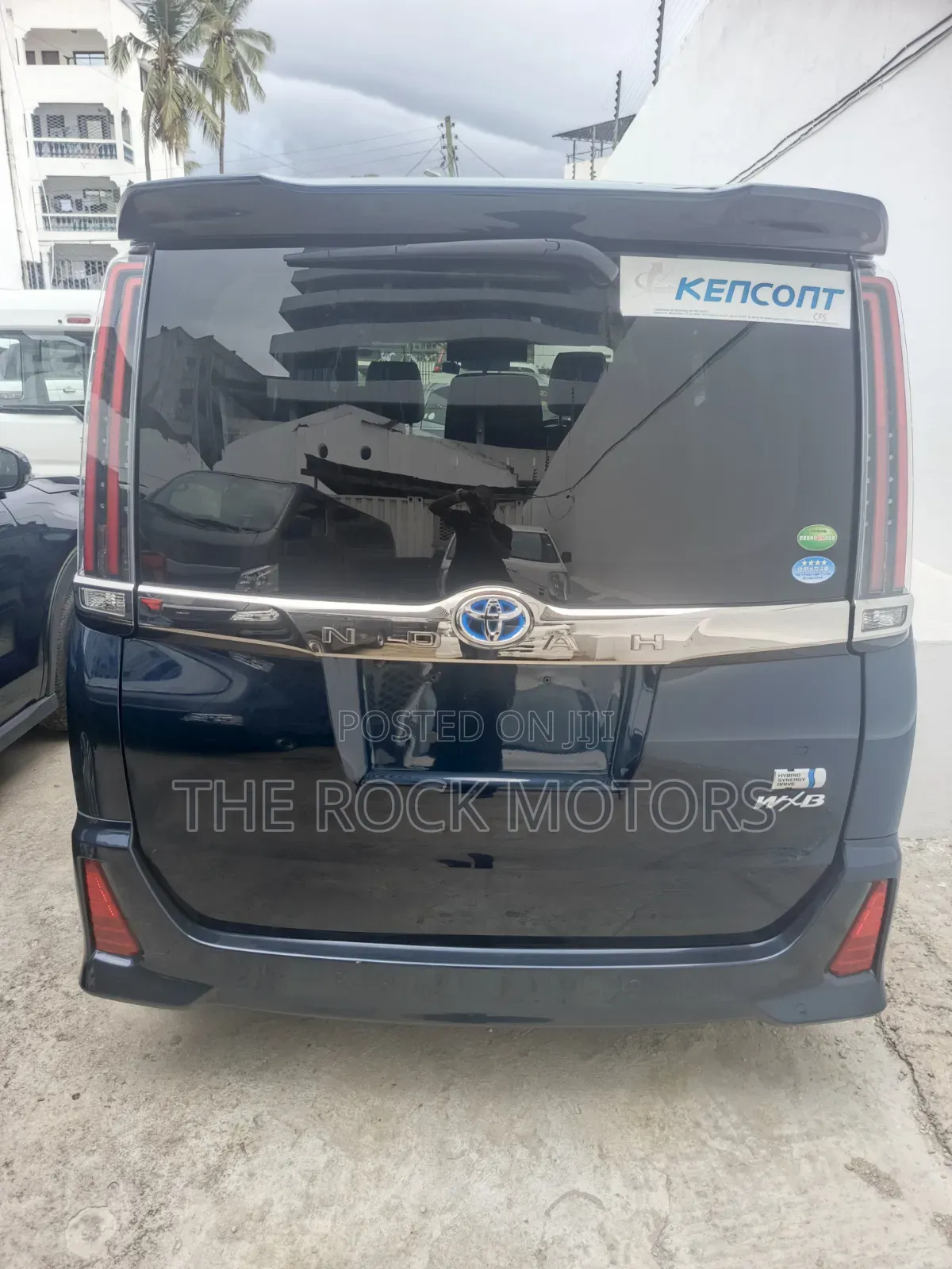 Toyota Noah 2019 Blue