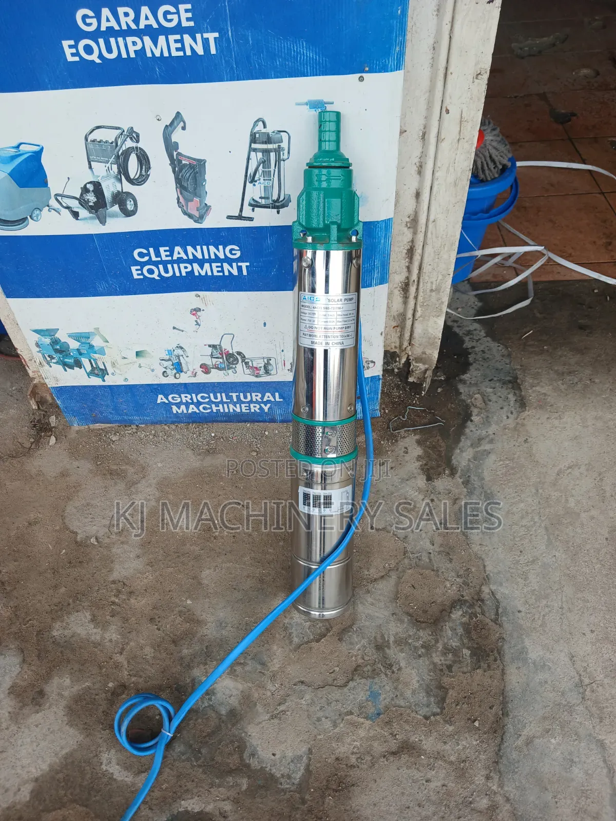 Solar Submersible Water Pump 90m Head