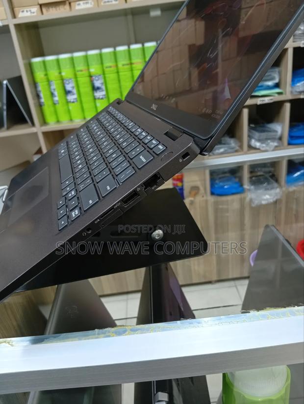 Laptop Dell Latitude 5300 8GB Intel Core i5 SSD 256GB - thumbnail 3