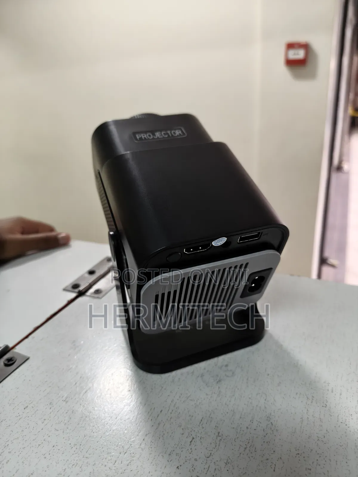 Mini Smart Hy320 Portable Wireless Wifi Bluetooth Smart 16gb 150inch