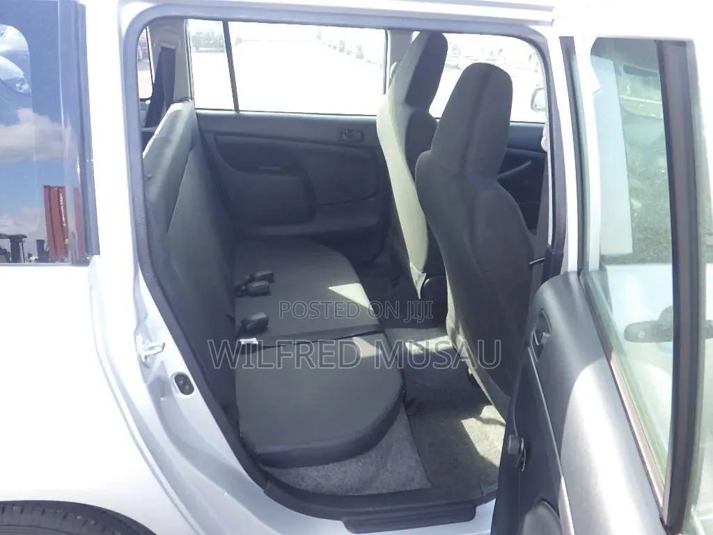 Toyota Probox 1.5 DX Comfort 2WD 2020 Silver