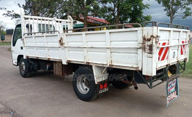 Isuzu NKR Local - thumbnail 4