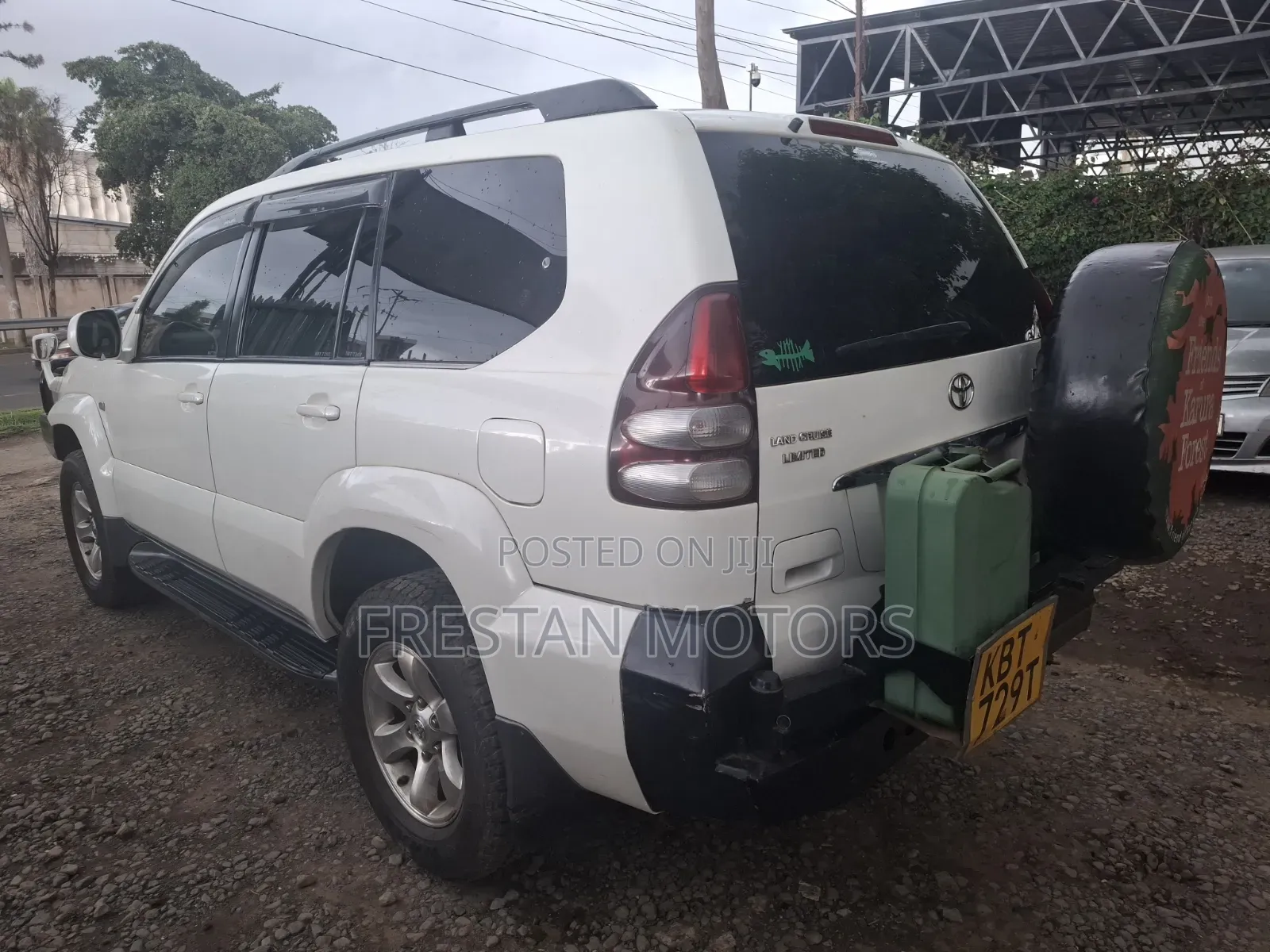 Toyota Land Cruiser Prado 2005 White