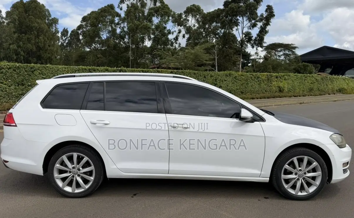 Volkswagen Golf 2016 White