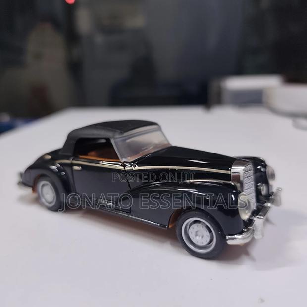 Vintage Die-Cast Classic Toy Car - Mercedes 300s Style - Black