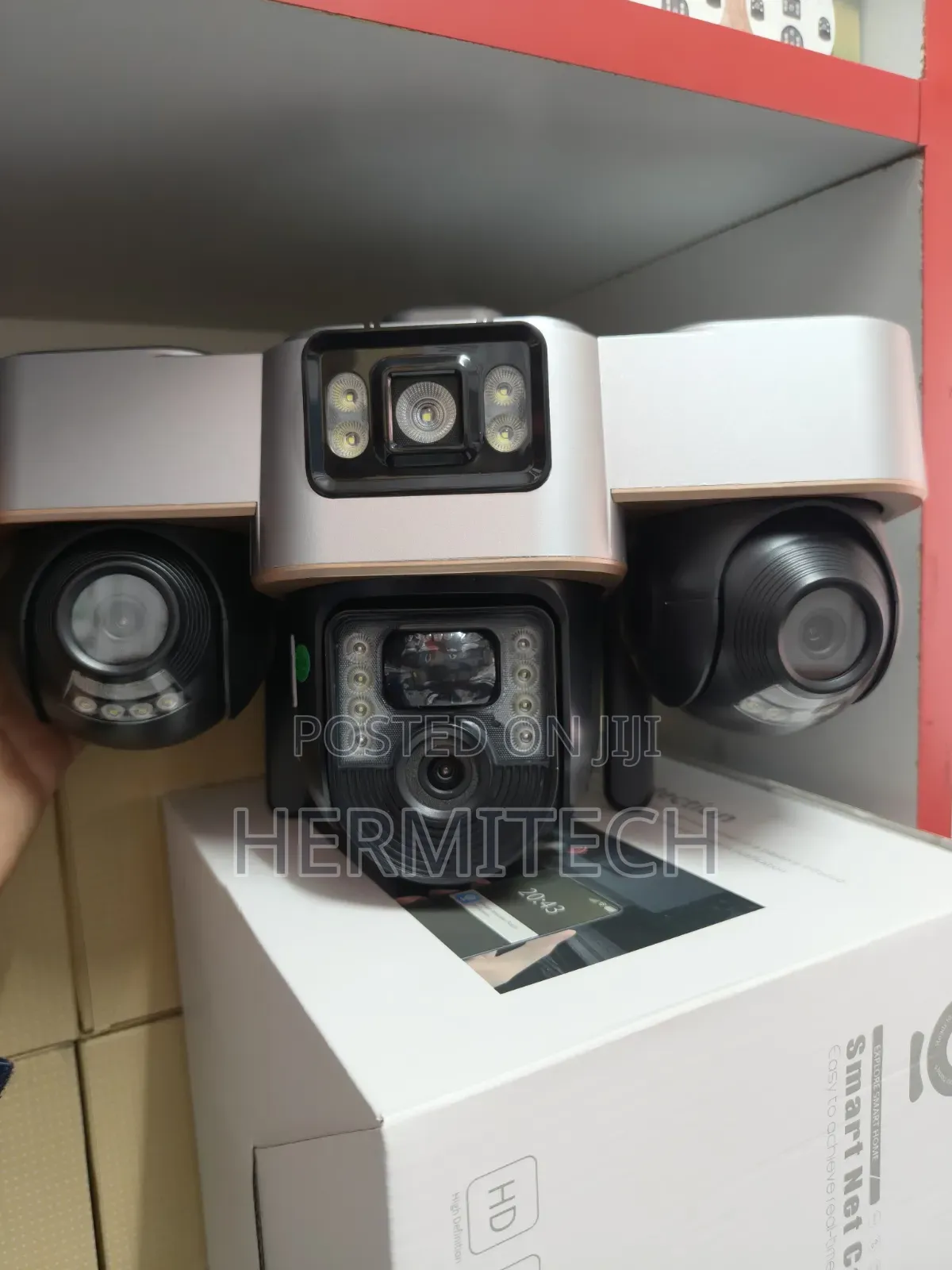 Two Way Audio Triple Lens 4g Smart Solar Energy Powered Camera
