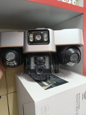 Two Way Audio Triple Lens 4g Smart Solar Energy Powered Camera