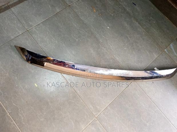 Bonnet Chrome Moulding Harrier New Model 2014 +