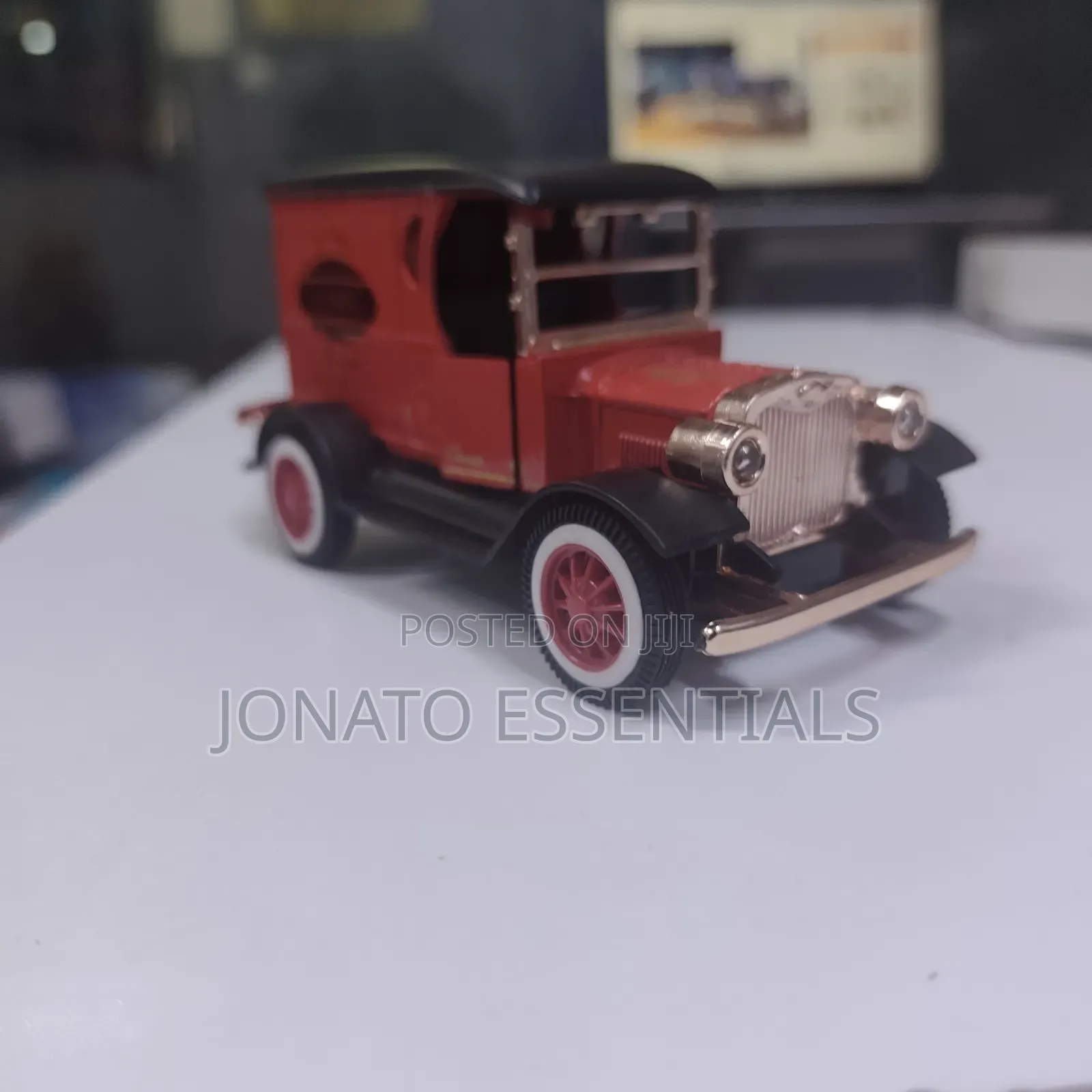 Vintage Die-Cast Metal Model Car - Classic Delivery Van Toy
