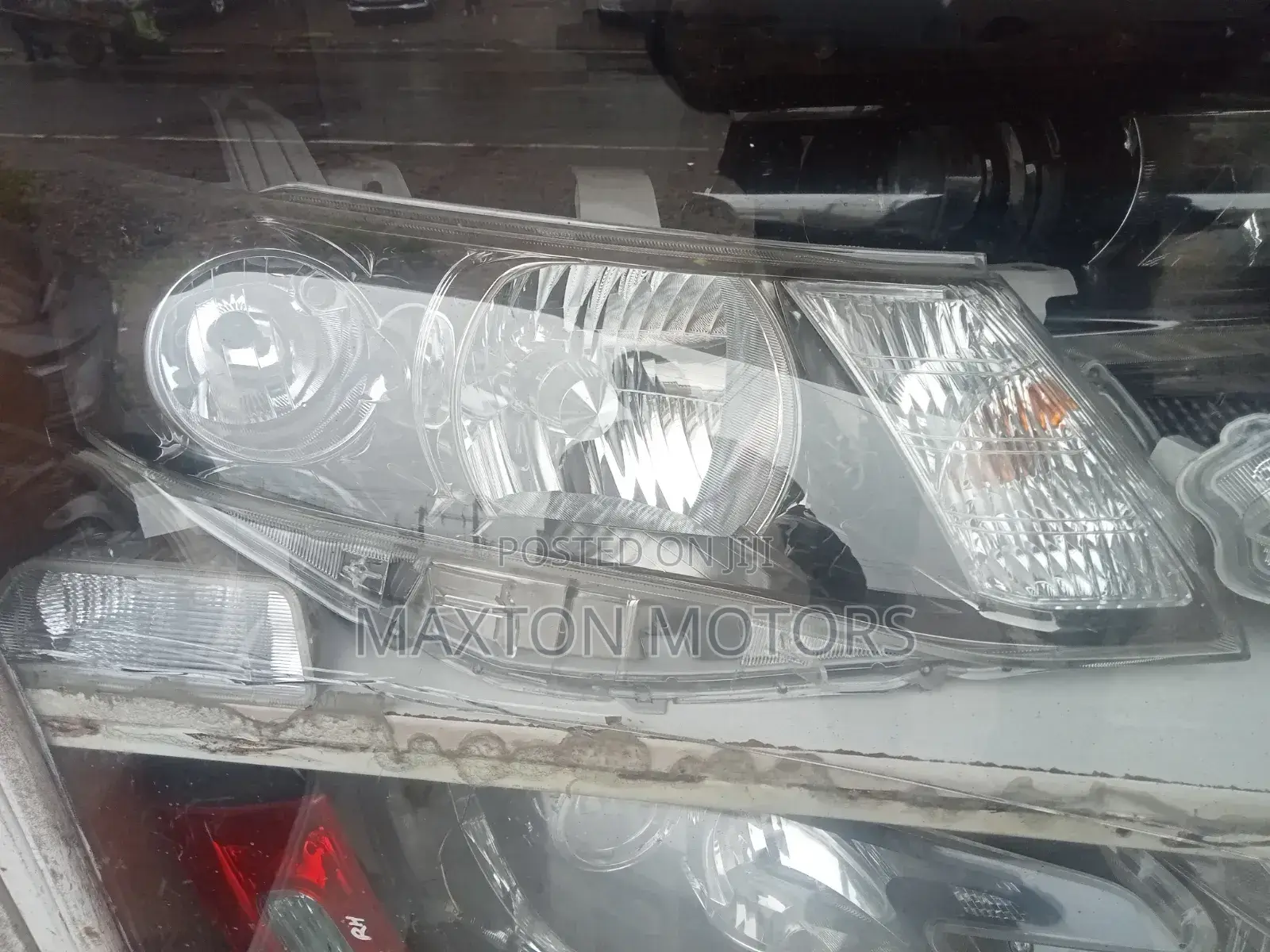Headlight Allion 260 Xenon Brightness 100%