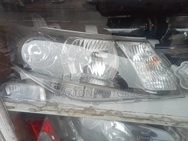 Headlight Allion 260 Xenon Brightness 100% - main view