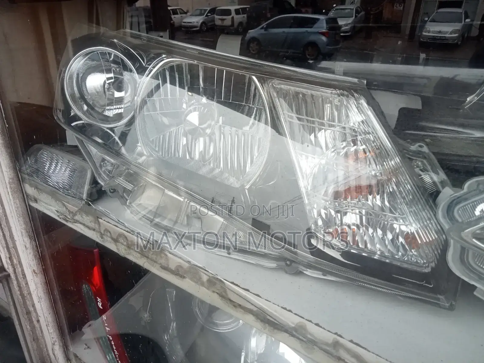 Headlight Allion 260 Xenon Brightness 100%