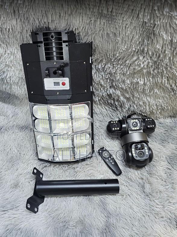 4g Solar CCTV Camera With Led Flood Light Outdoor Wireless CCTV Camera