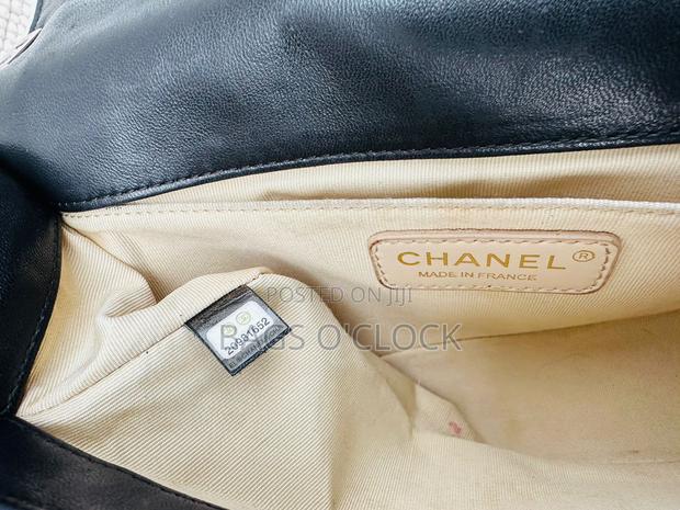 Authentic Chanel Medium Boy Bag – Black Quilted Leather - thumbnail 5