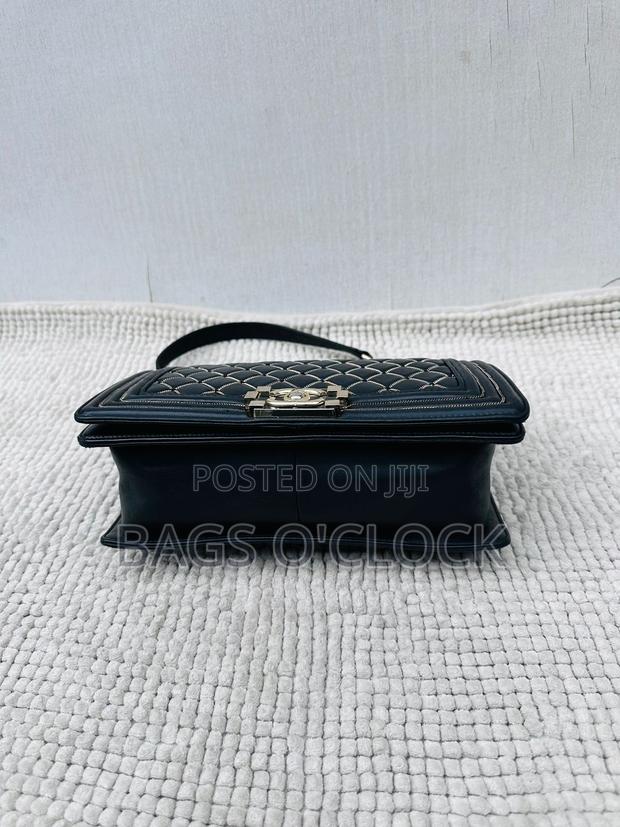 Authentic Chanel Medium Boy Bag – Black Quilted Leather - thumbnail 6