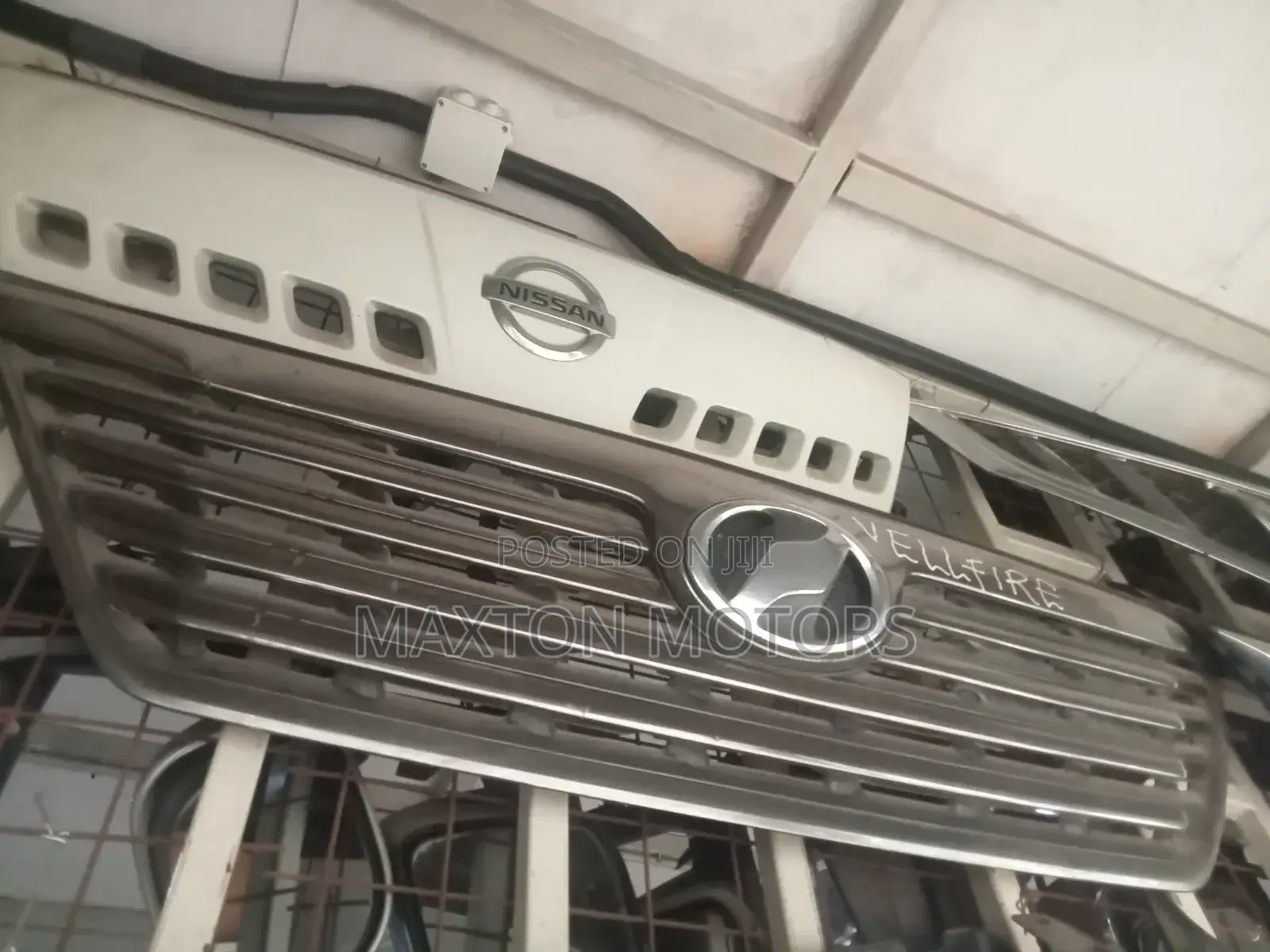 Front Grille Velfire 2010